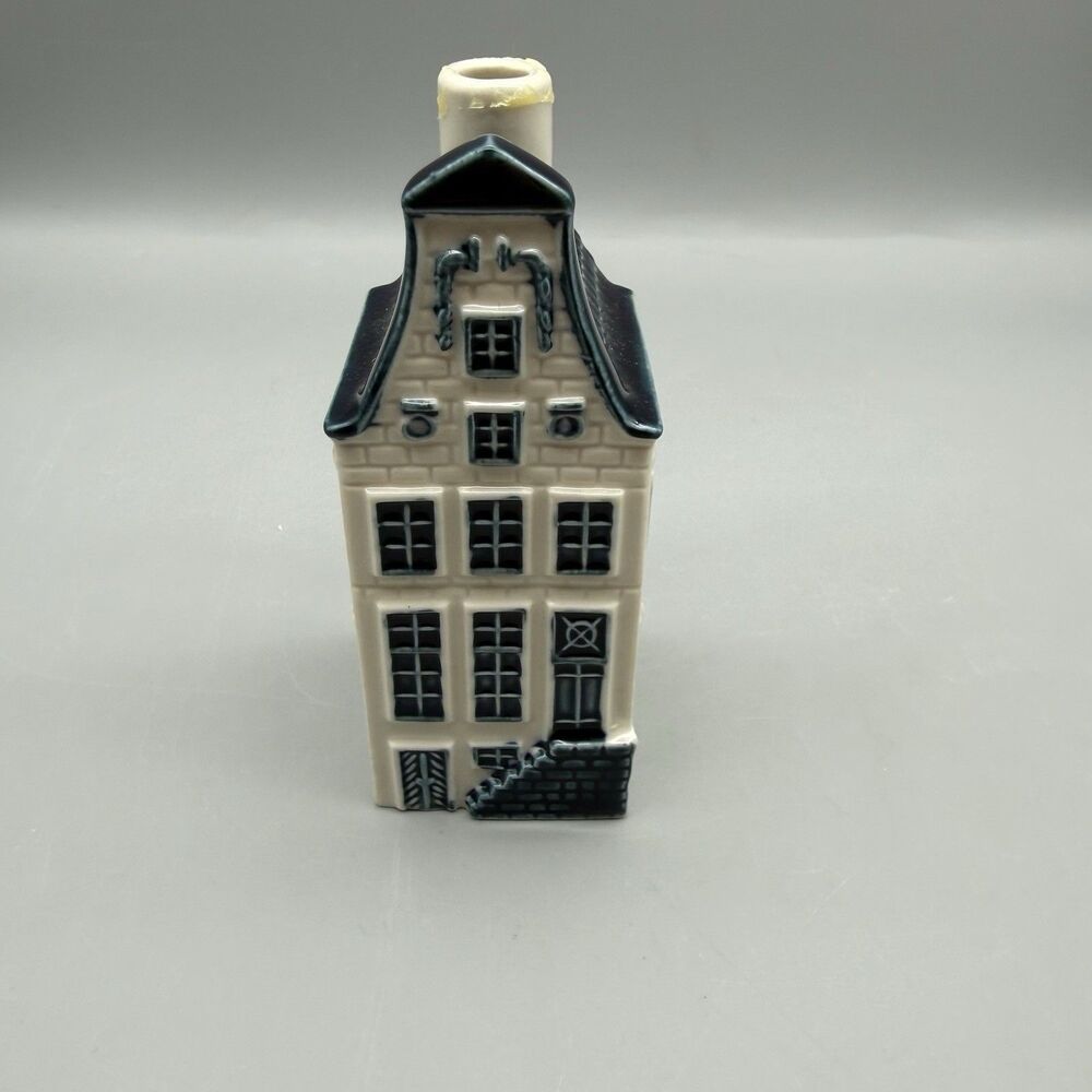 KLM BOLS Blue Delft House #9 2005 Empty